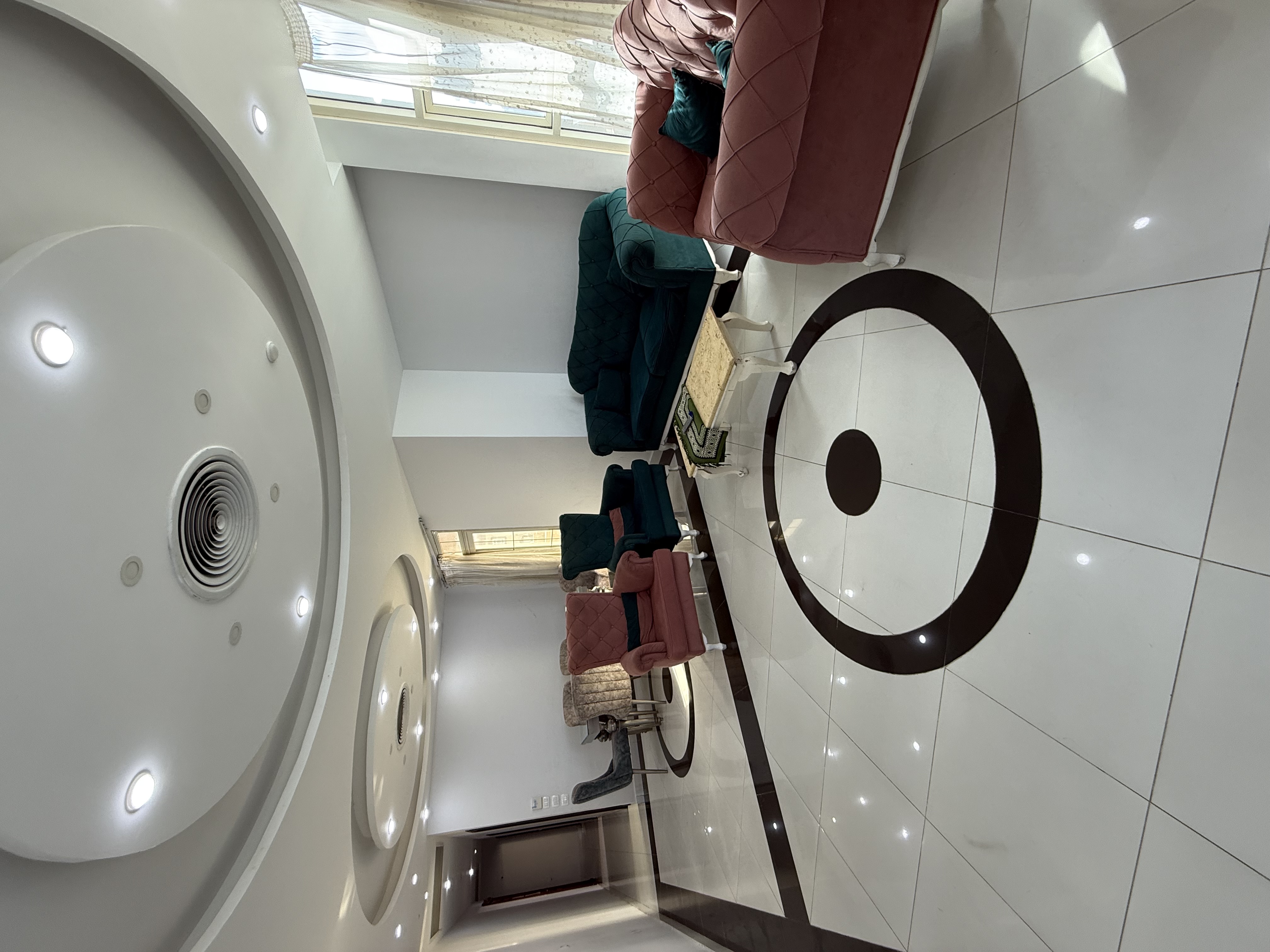 صورة المعرض 6