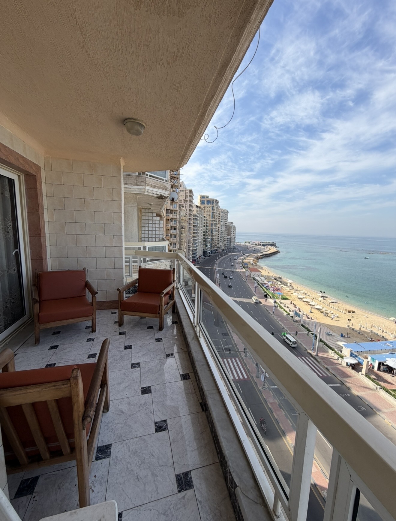 صورة المعرض 4