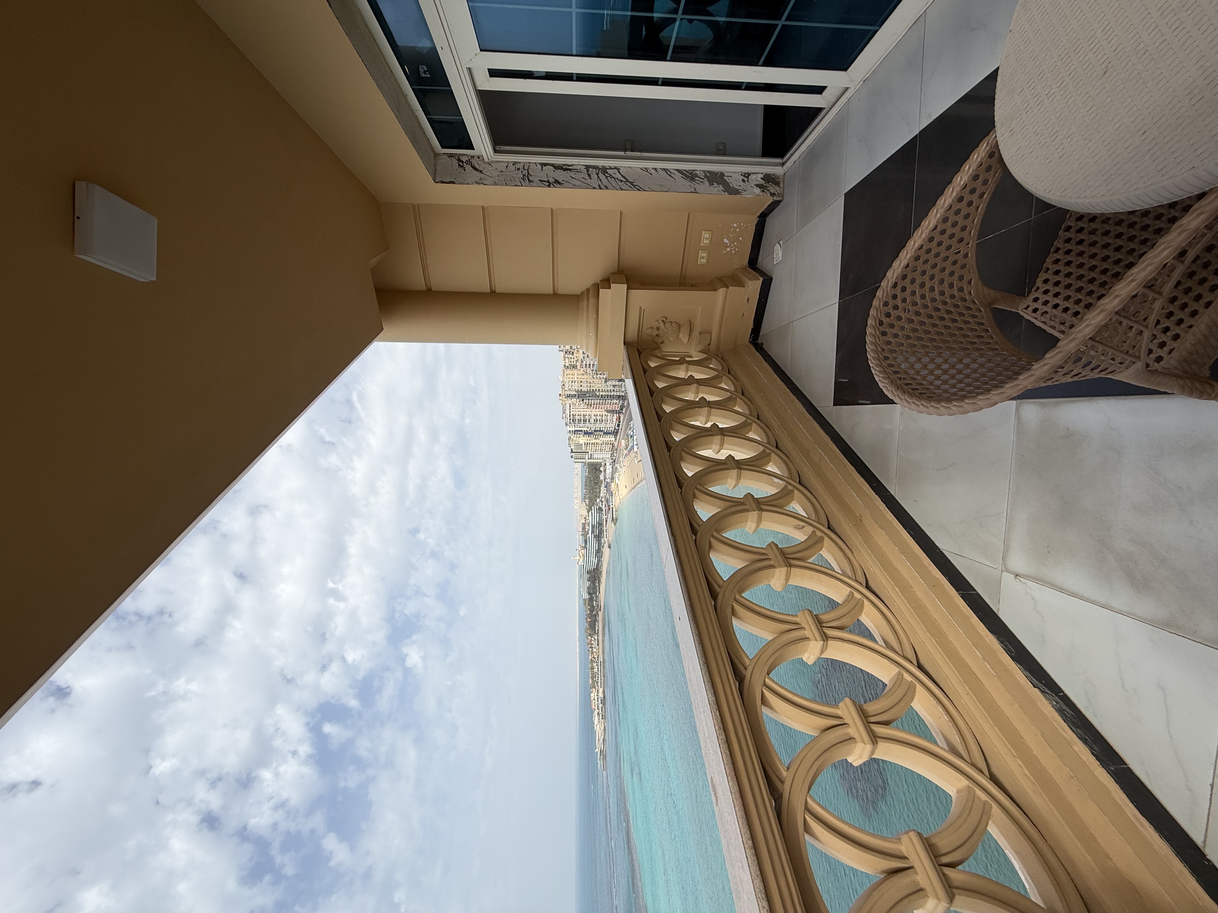 شقة 3 غرف كود 1603 المندرة